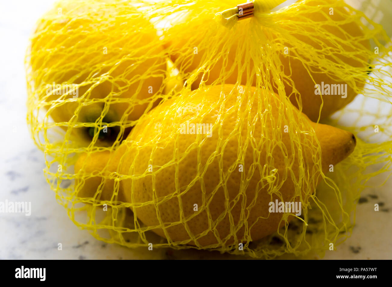 Ripe lemons hi-res stock photography and images - Alamy