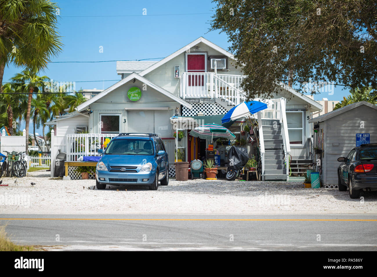 Clearwater, Florida, tropical looking beach house Stock Photo Alamy