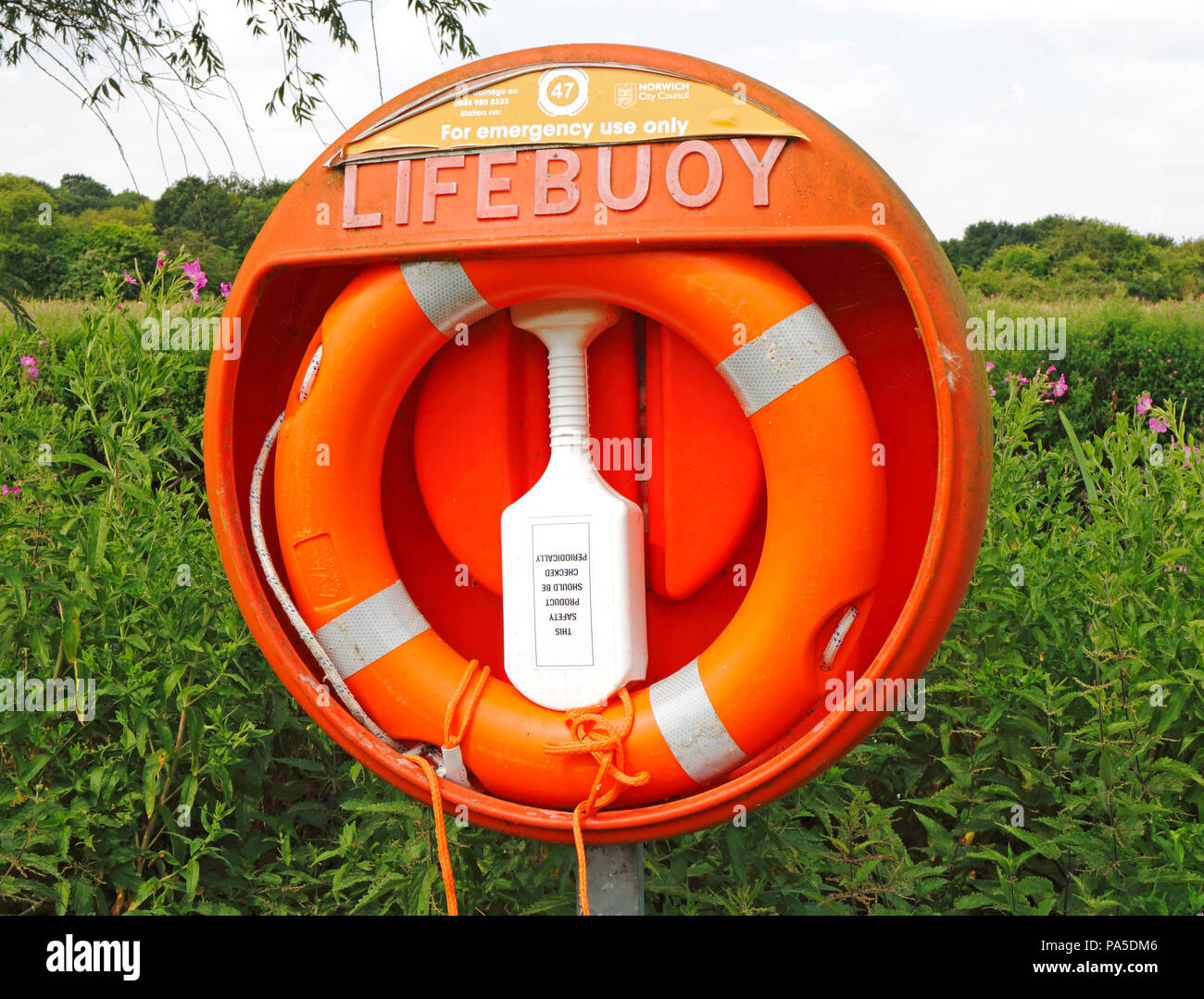 Emergency life saving equipment hires stock photography and images Alamy