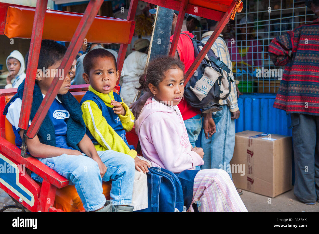 Poverty in madagascar hi-res stock photography and images - Page 15 - Alamy