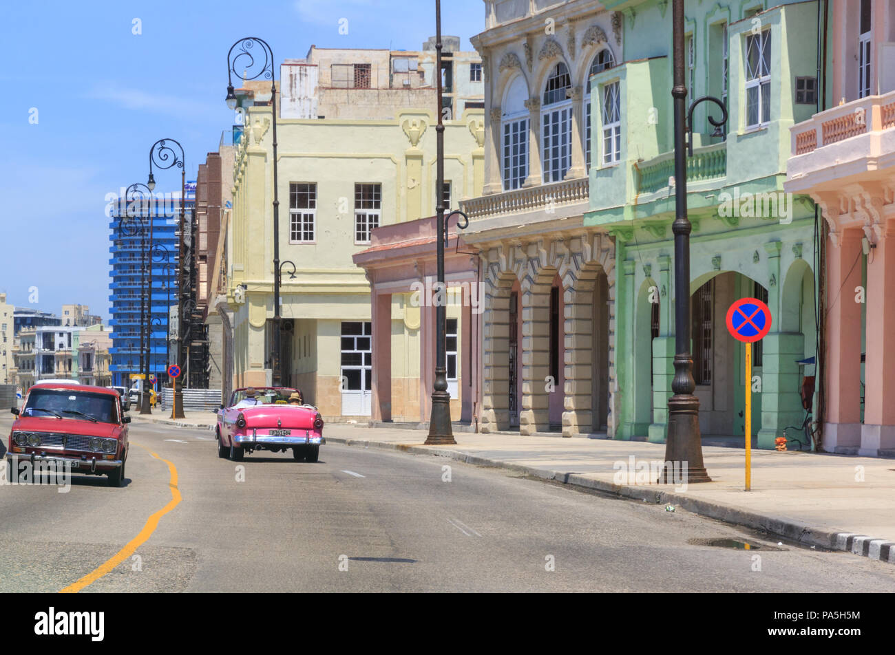 Pastel coloured houses on the Malecon seafront promenade in Havana, Cuba Stock Photo