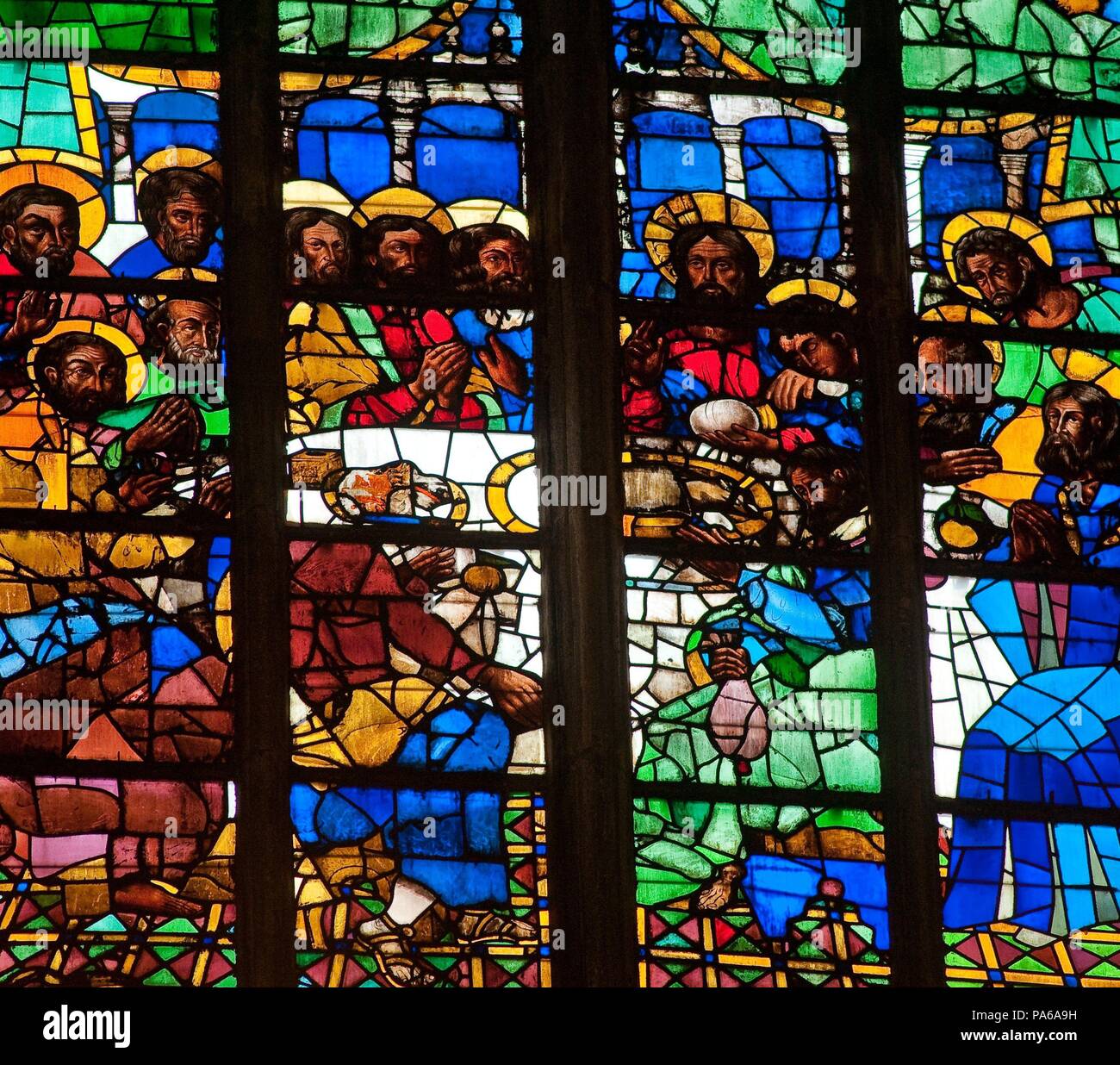 Stained glass window representing the Holy Supper (detail), in the Cathedral of Santa María del Mar, 17th century, Barcelona, Barcelona, Catalonia, Spain. Stock Photo