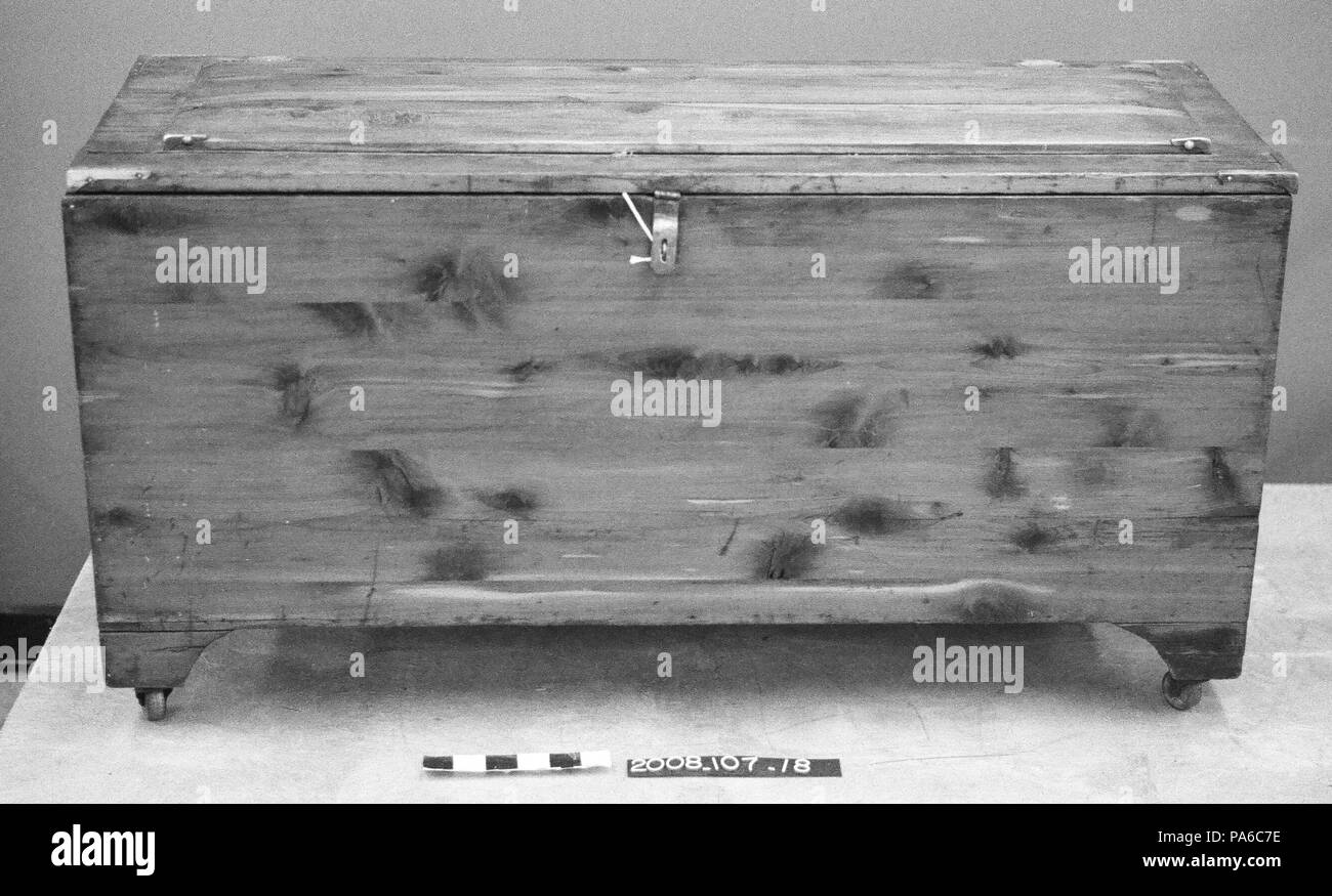 291 Cedar Chest Made by John Newander Stock Photo Alamy