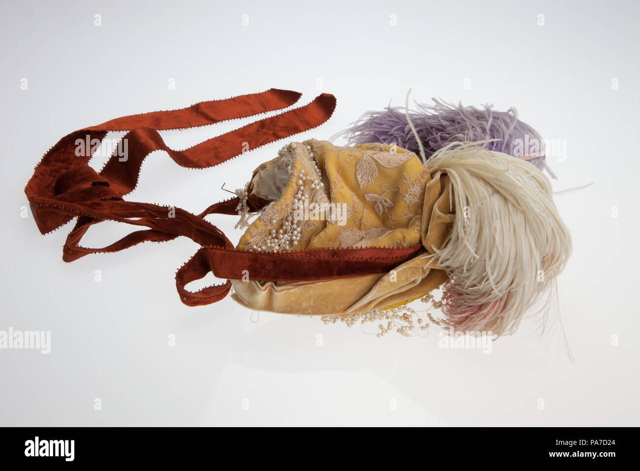 216 Bonnet Worn by Aurelia Stix Rice Stock Photo - Alamy