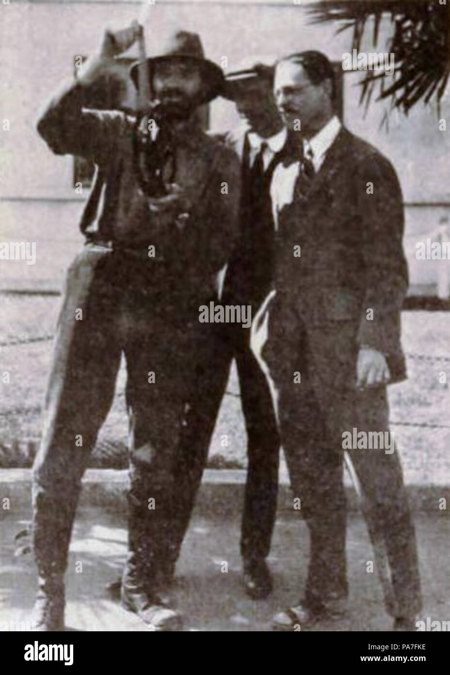 B reeves eason hi-res stock photography and images - Alamy, image size:928x1390