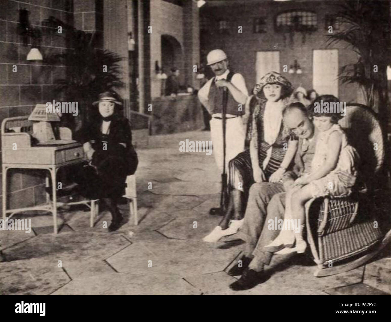199 Betty, the Vamp (1920) - 2 Stock Photo