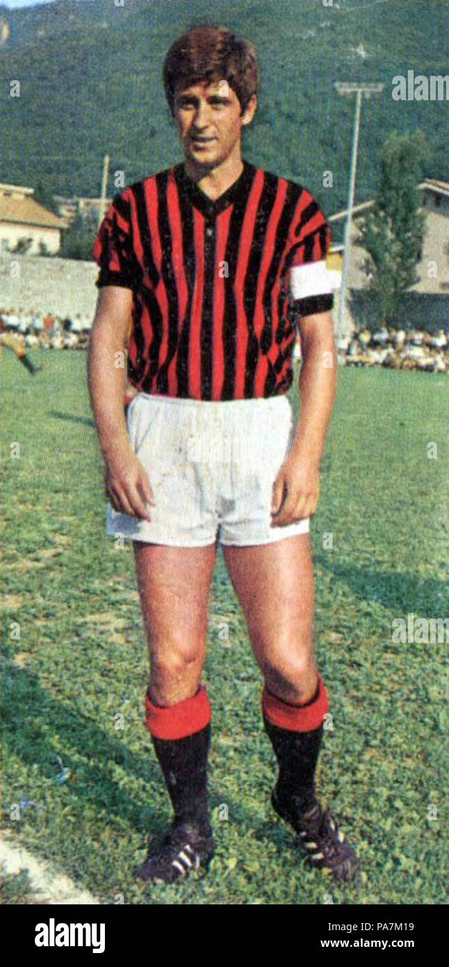 7 1970–71 Milan AC - Gianni Rivera Stock Photo - Alamy