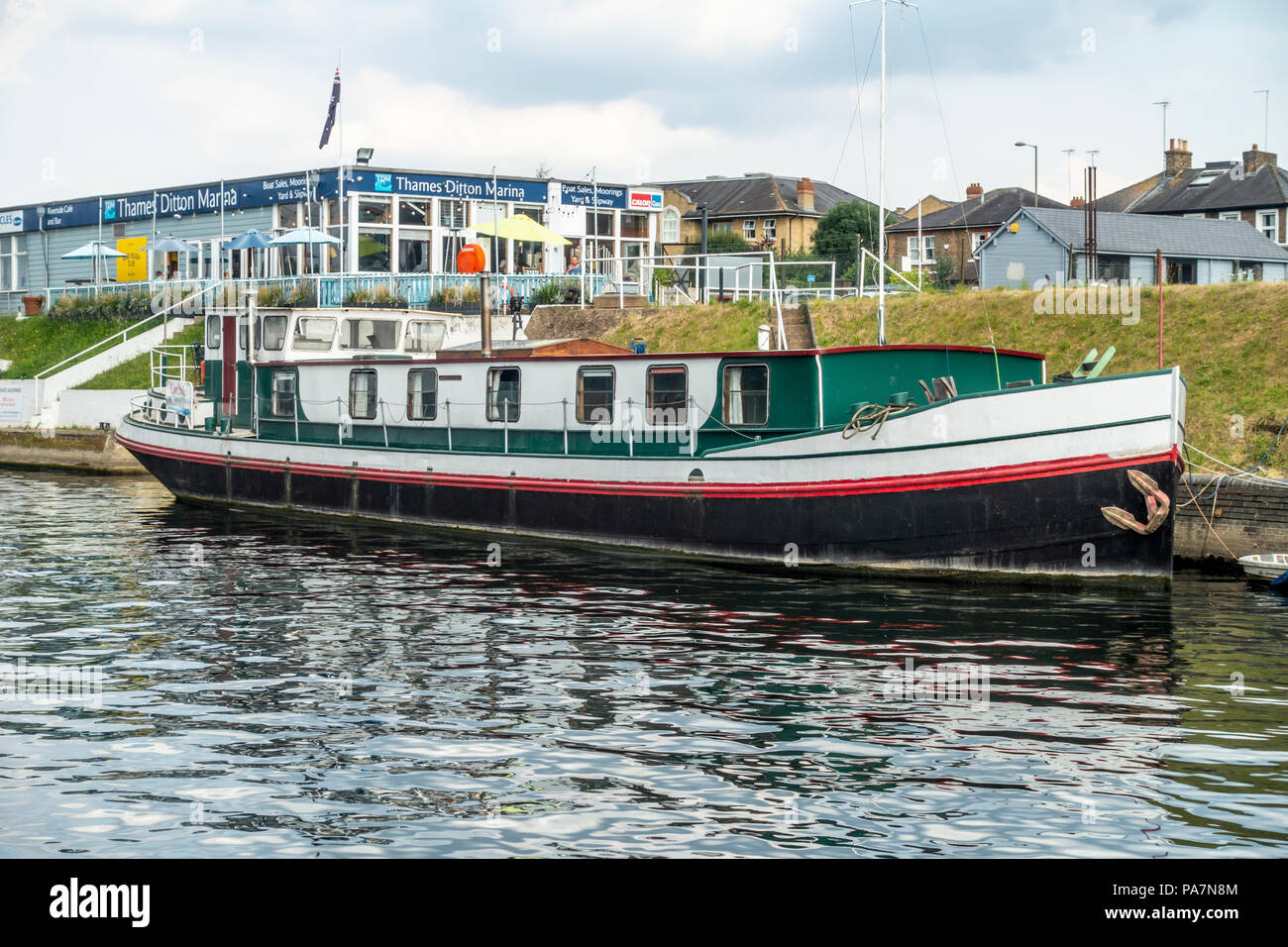 Thames ditton hires stock photography and images Alamy