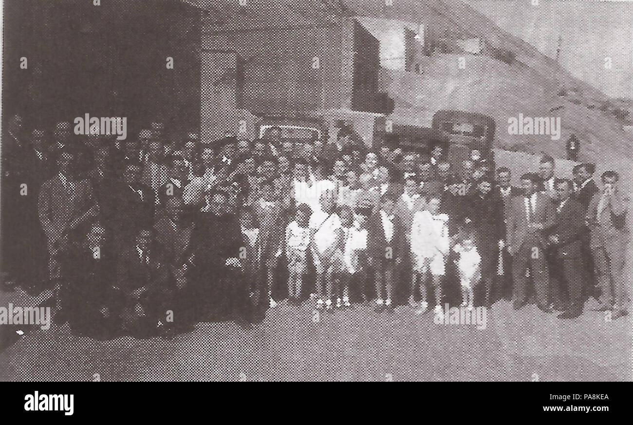 124 Inmigrantes polacos en Comodoro Rivadavia ca.1930 Stock Photo