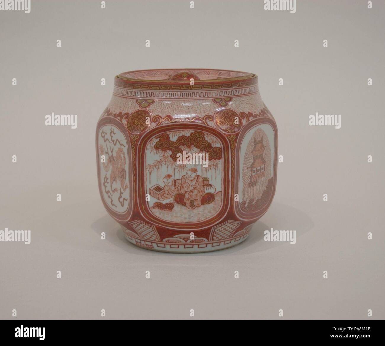 Koto ware hi-res stock photography and images - Alamy