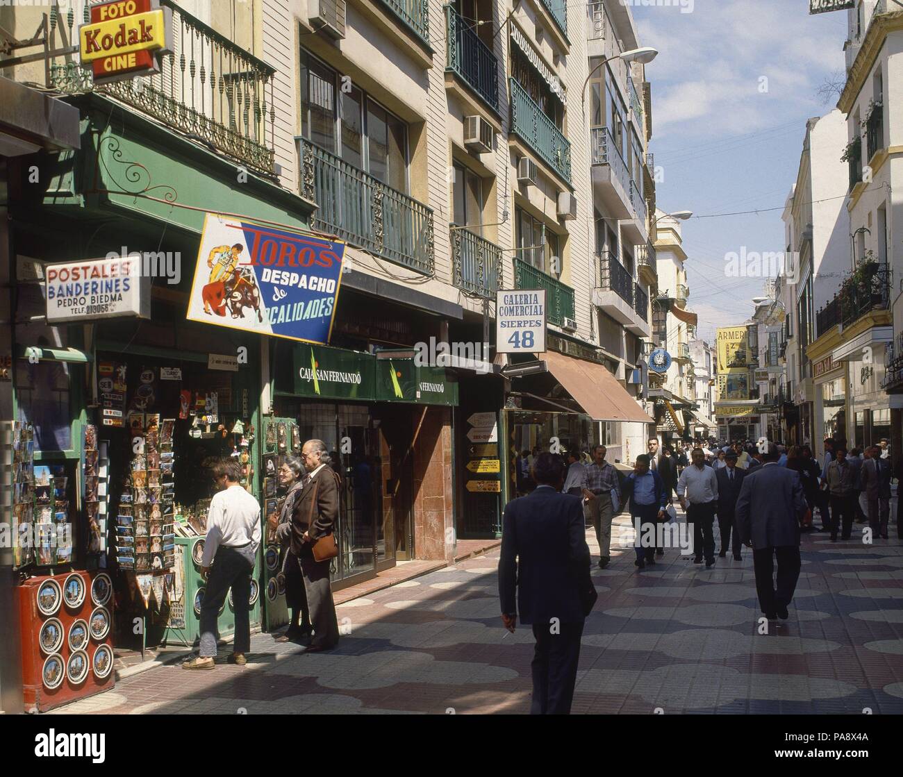 CALLE DE LAS SIERPES. Location EXTERIOR, SPAIN Stock Photo Alamy