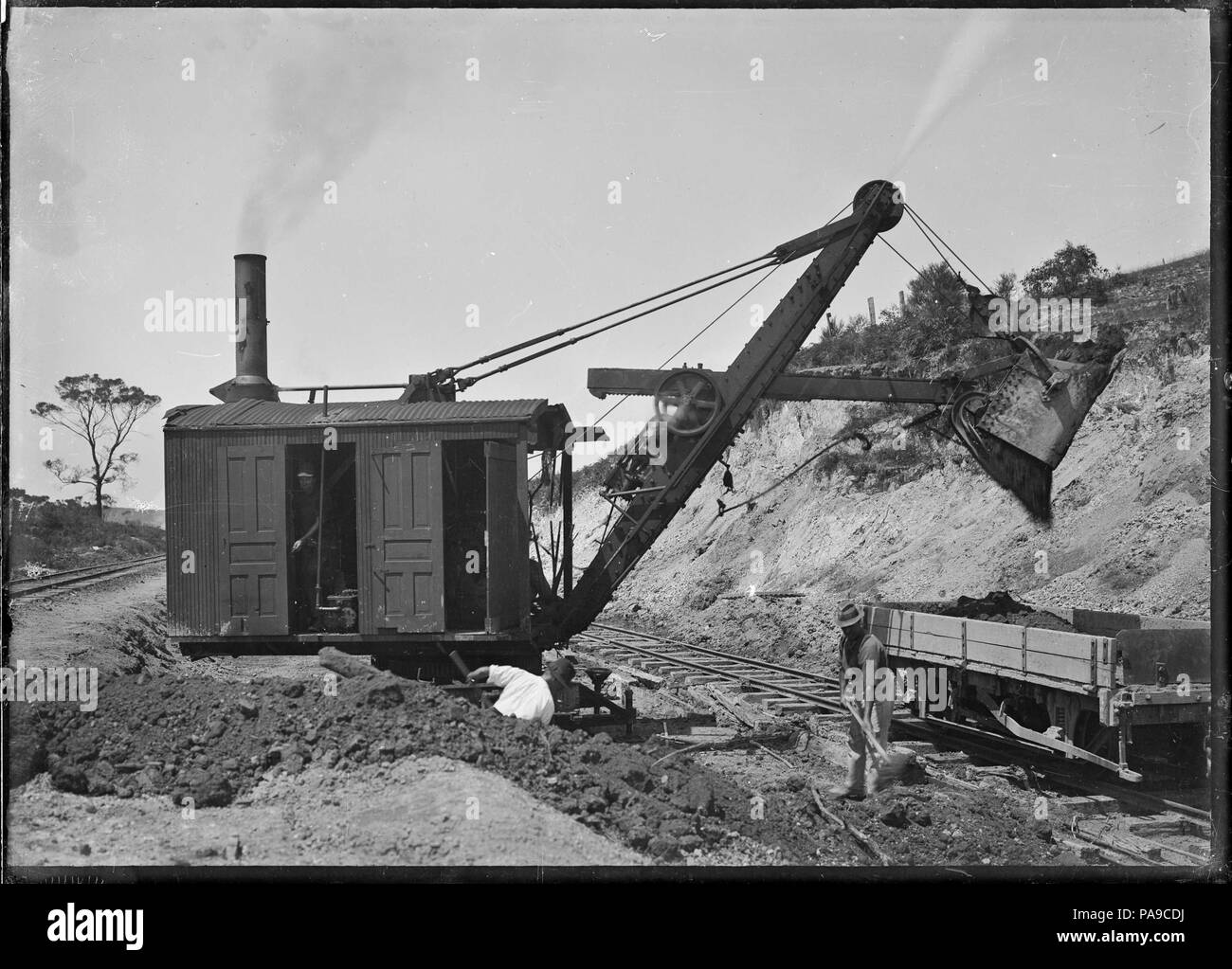 And his steam shovel фото 104