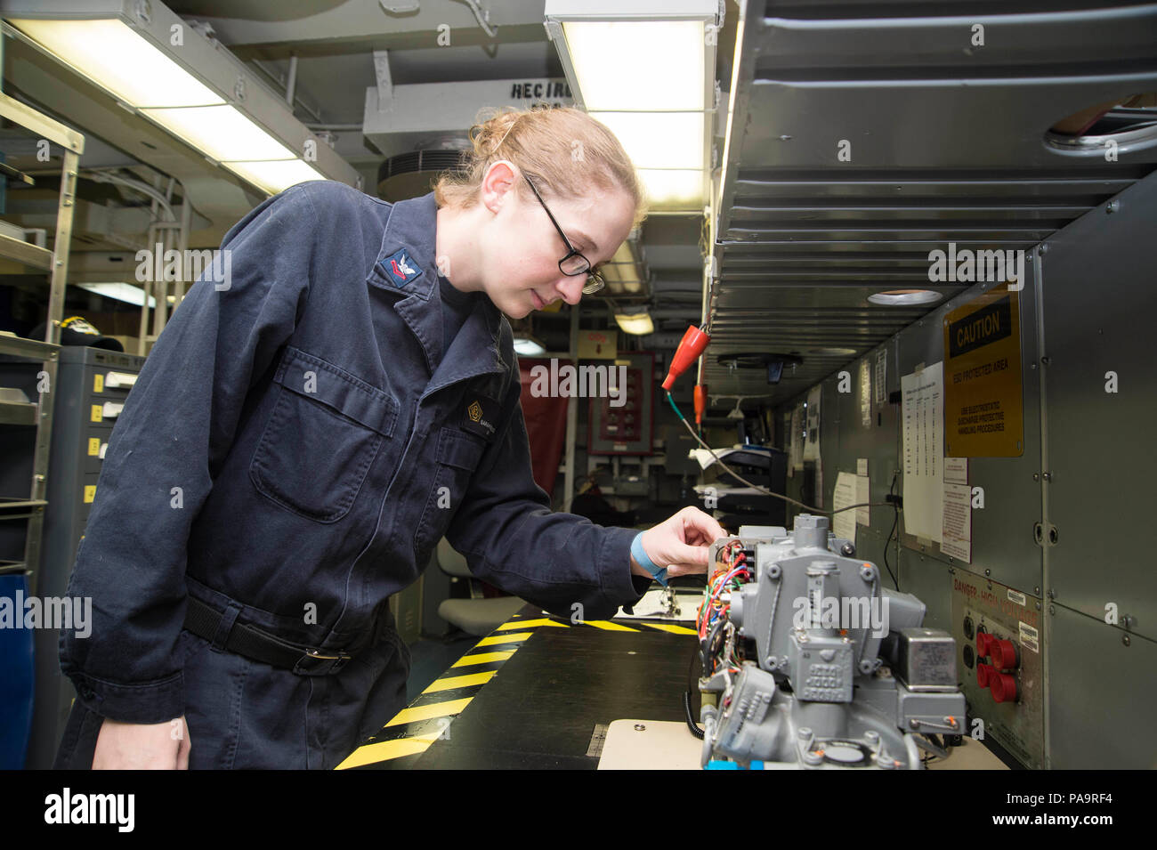 160302NKK394016 ATLANTIC OCEAN (March 2, 2016) Aviation