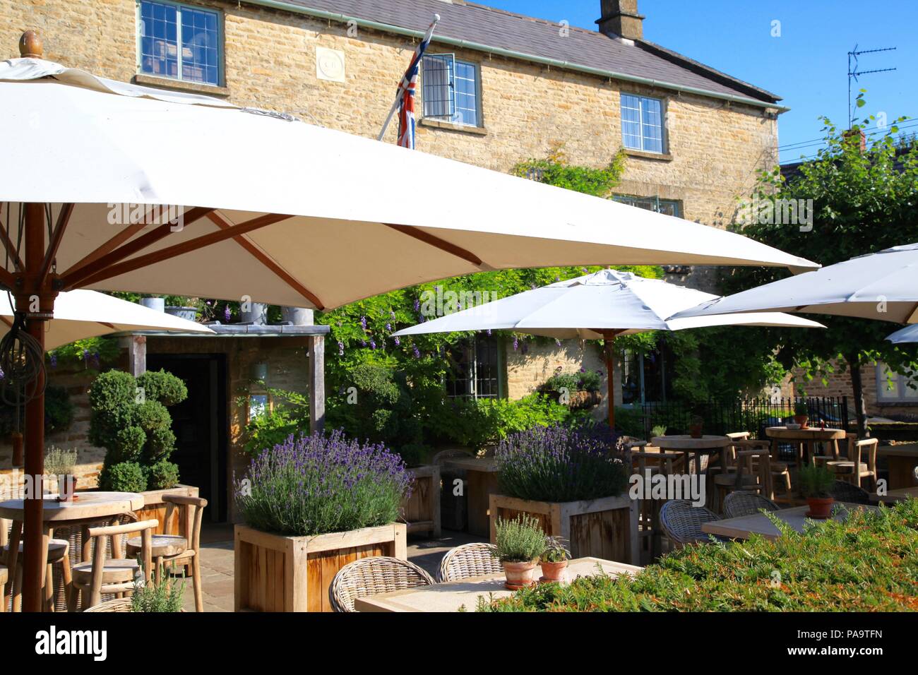 The Wild Rabbit, Kingham, Oxfordshire, UK Stock Photo - Alamy