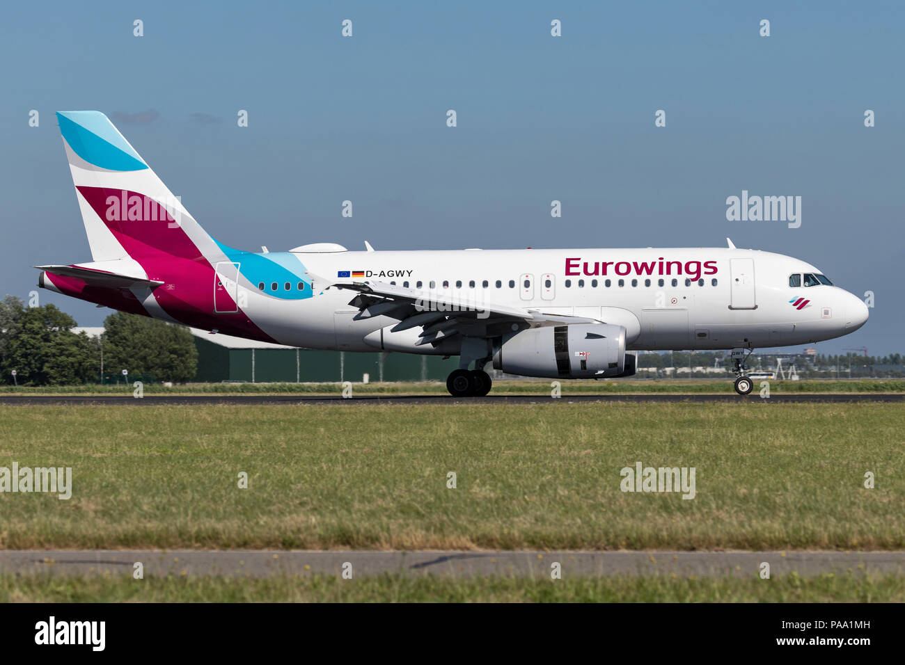 Eurowings airbus a319 100 hi-res stock photography and images - Alamy