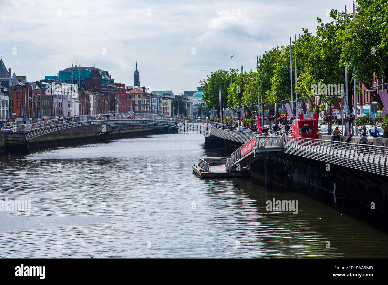The colorful banks of the River Liffey in Dublin, Ireland Stock Photo ...