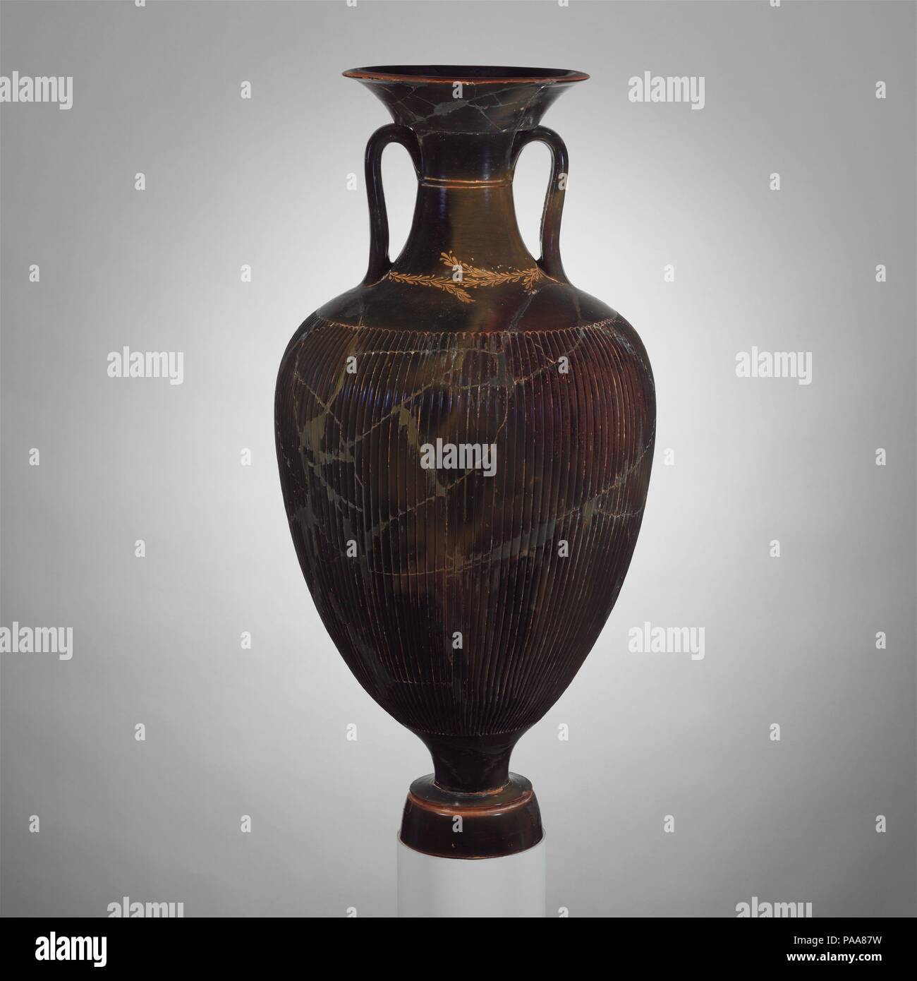 Greek 4th Century Bc Vase High Resolution Stock Photography and Images -  Alamy