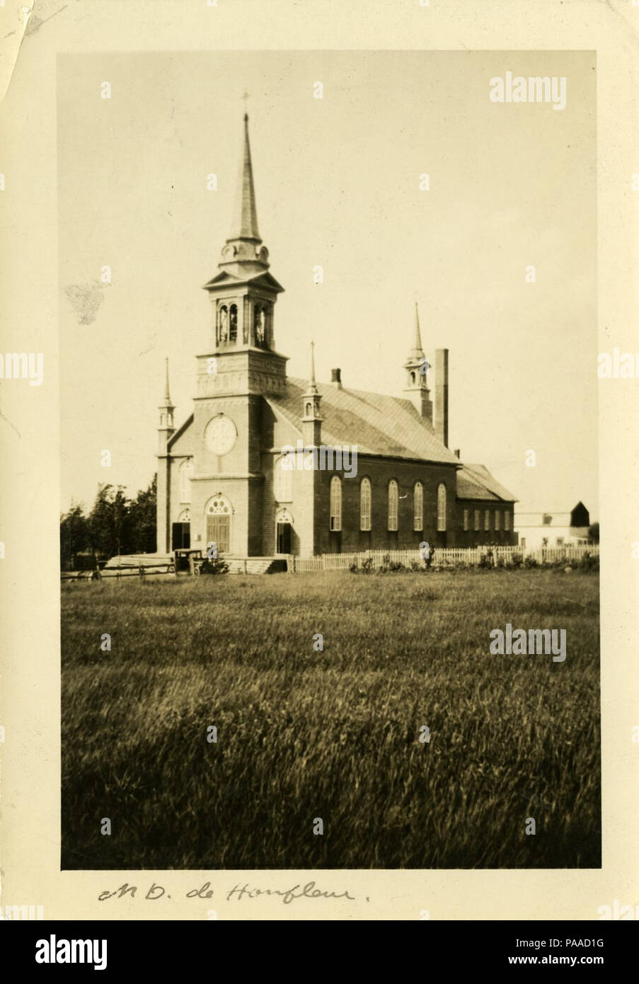 Notre dame du bon conseil hires stock photography and images Alamy