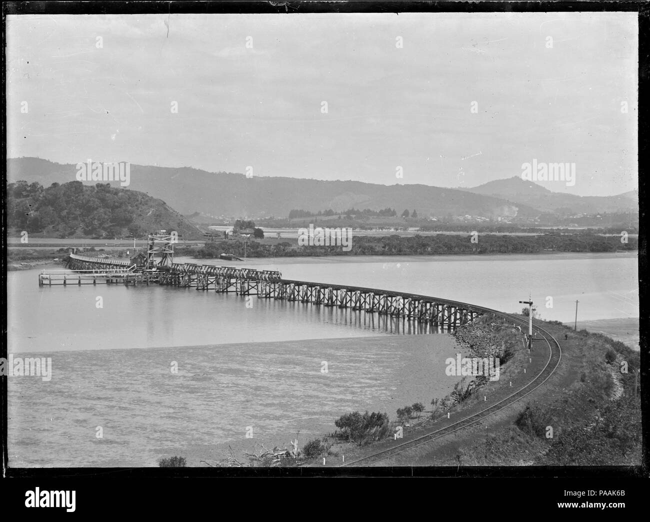 212 Railway bridge over the Hatea River at Port Whangarei, 1923. ATLIB 293701 Stock Photo
