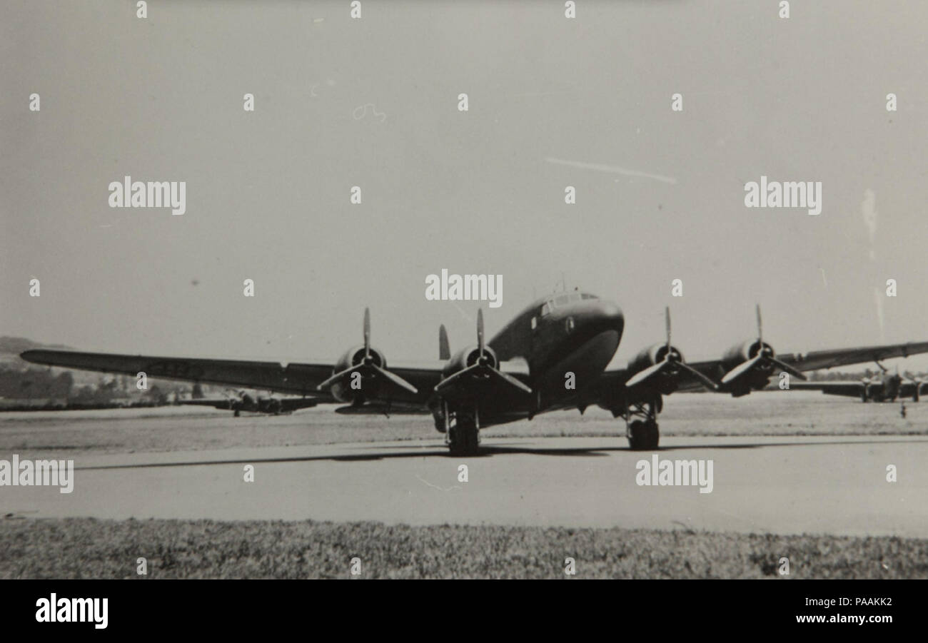 214 Regia Aeronautica - SM.95 Stock Photo - Alamy