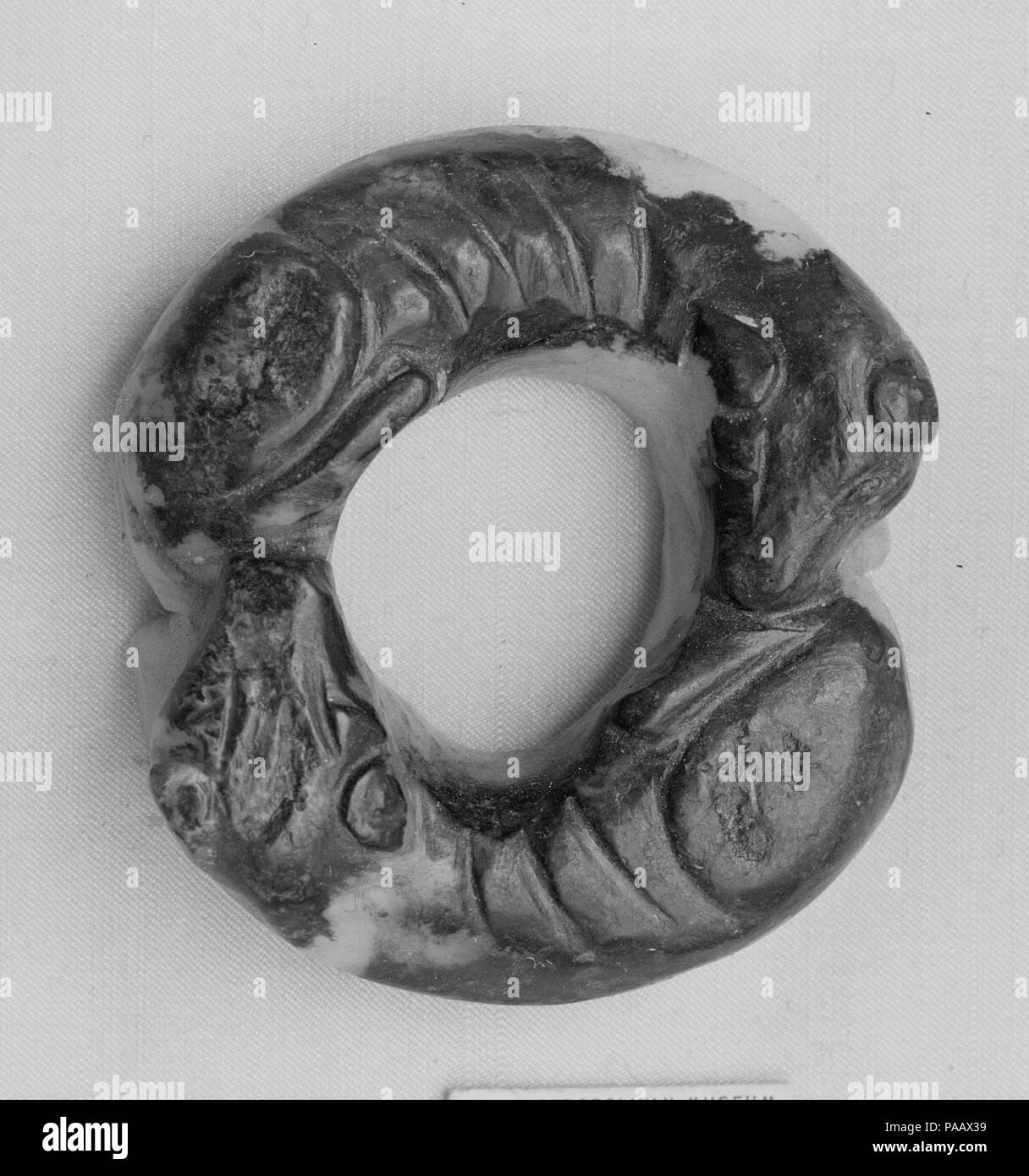 Girdle ring. Culture: China. Dimensions: Diam. 2 in. (5.1 cm); Th. 11/16 in. (1.7 cm). Museum: Metropolitan Museum of Art, New York, USA. Stock Photo
