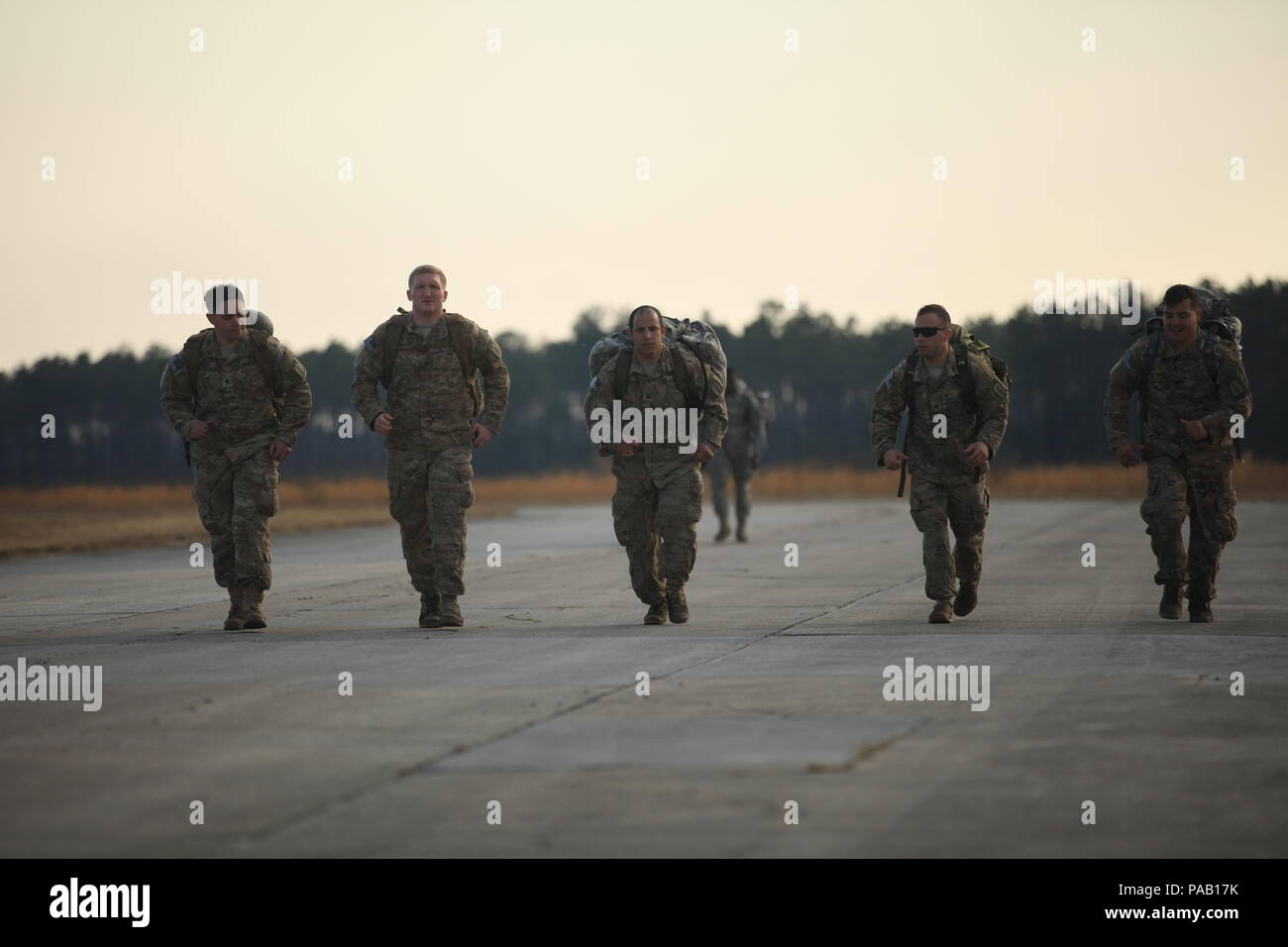 U.S. Army paratroopers with B Co. 112th Signal Bn., 528th Special Operations Sustainment Brigade (Airborne), complete land navigation course at Camp Lejeune, N.C., March 1, 2016. B Co. 112th Signal Bn. is conducting land navigation as an event of a validation exercise certifying the unit is ready for deployment. (U.S. Army Photo by Spc. Darius Davis) (Released) Stock Photo