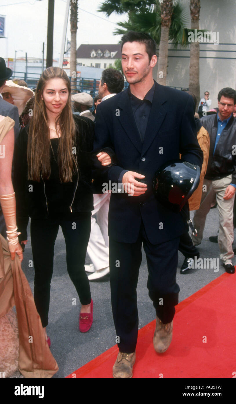 Keanu & Sofia Coppola [1992] Though their relationship didn't last long,  Coppola gave him a credit shoutout in her first film, Lost in Translation.  : r/KeanuBeingAwesome
