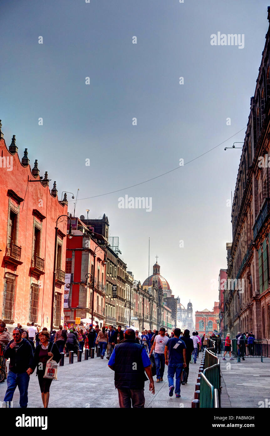 Downtown of mexico city hi-res stock photography and images - Alamy