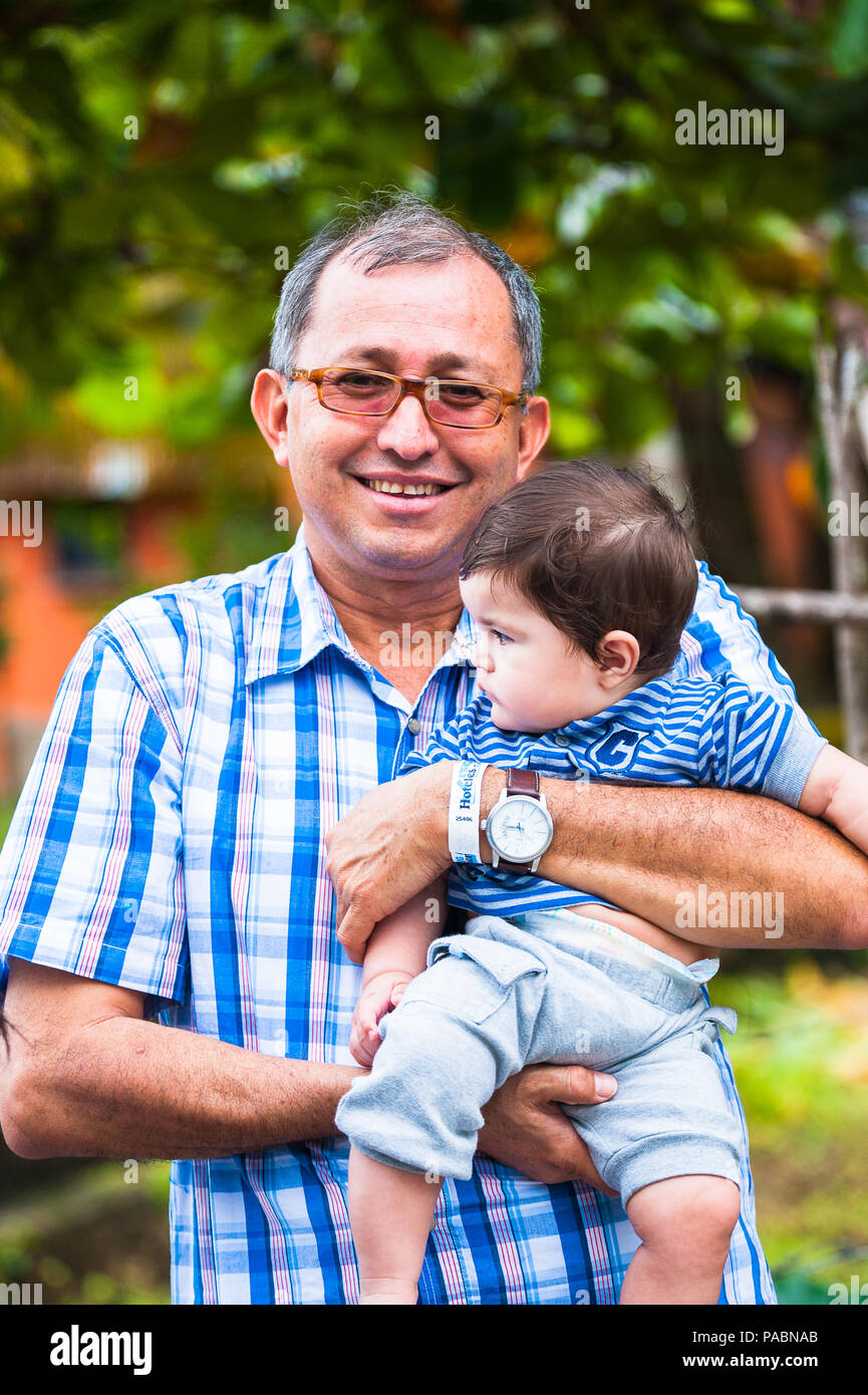 Guatemalan baby hi-res stock photography and images - Alamy