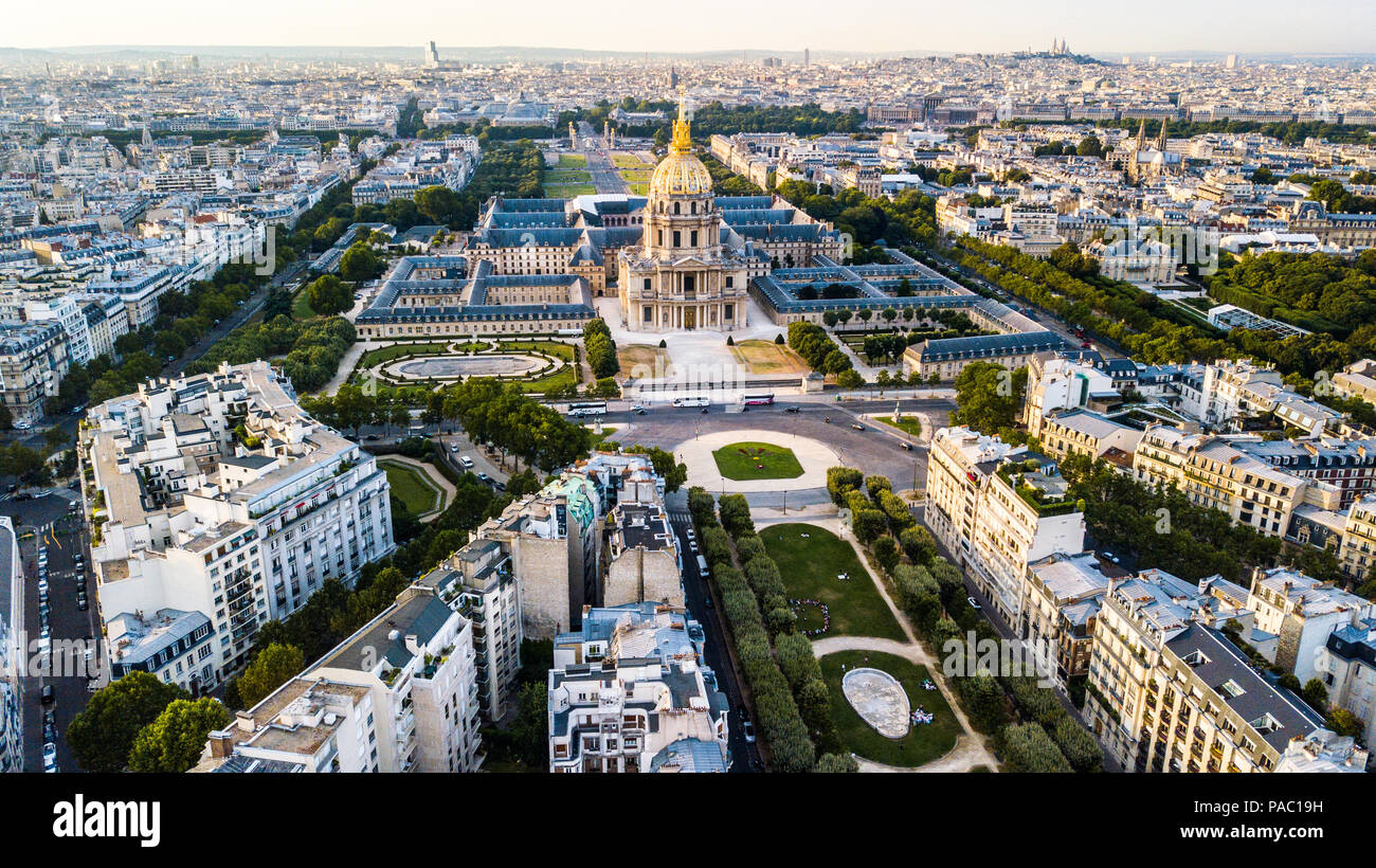 Paris Army Museum and Tomb of Napoleon or Musee de l’Armee des Invalides, Paris, France Stock Photo