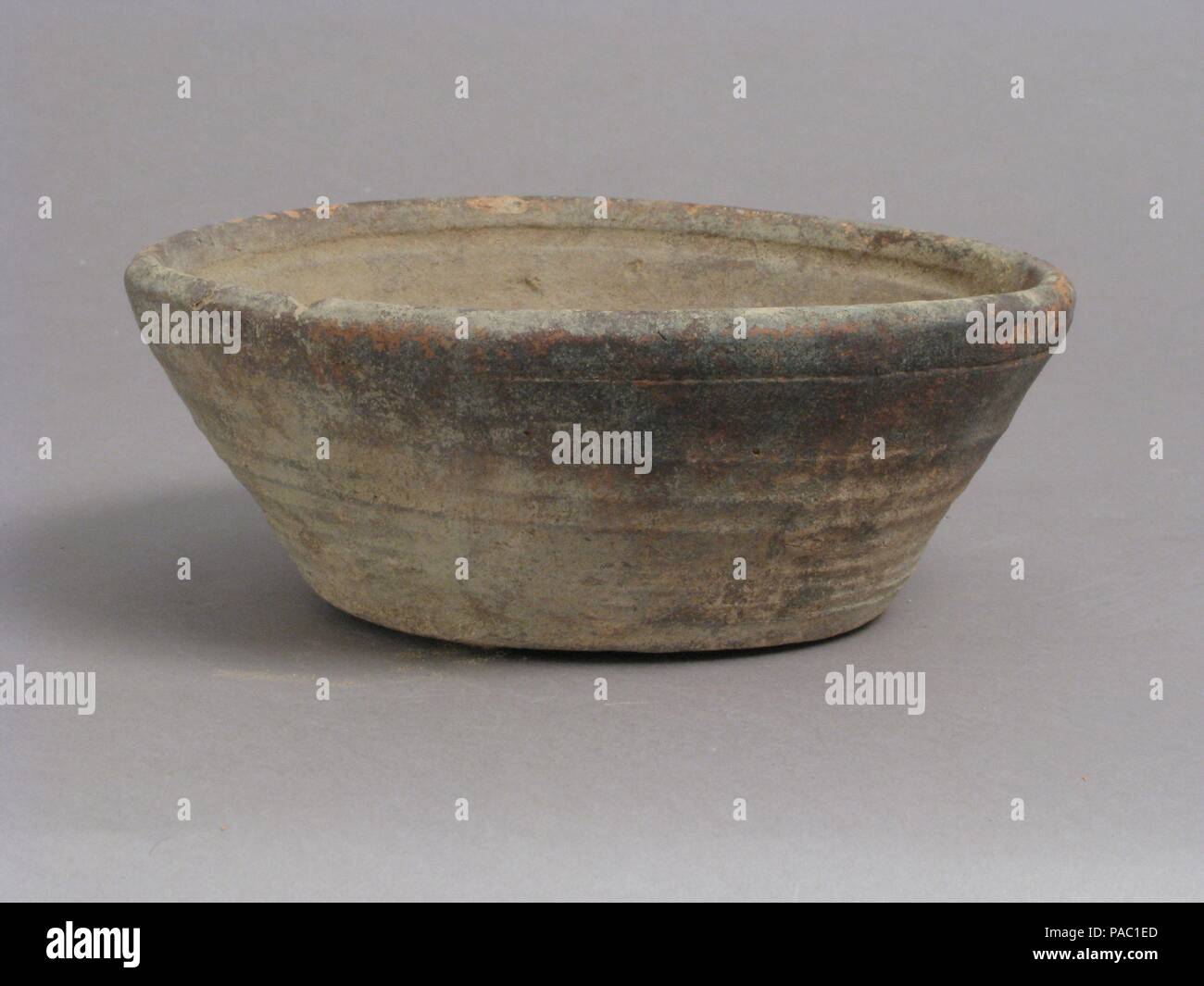 Bowl. Culture: Coptic. Dimensions: Overall: 2 1/2 x 5 7/8 in. (6.3 x 14.9 cm). Date: 4th-7th century. Museum: Metropolitan Museum of Art, New York, USA. Stock Photo
