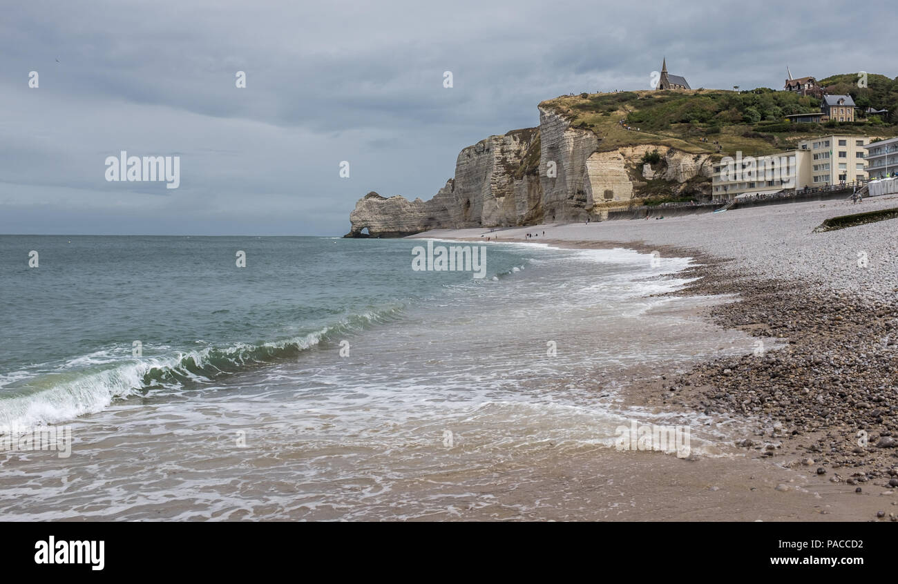People in etretat beach hi-res stock photography and images - Alamy