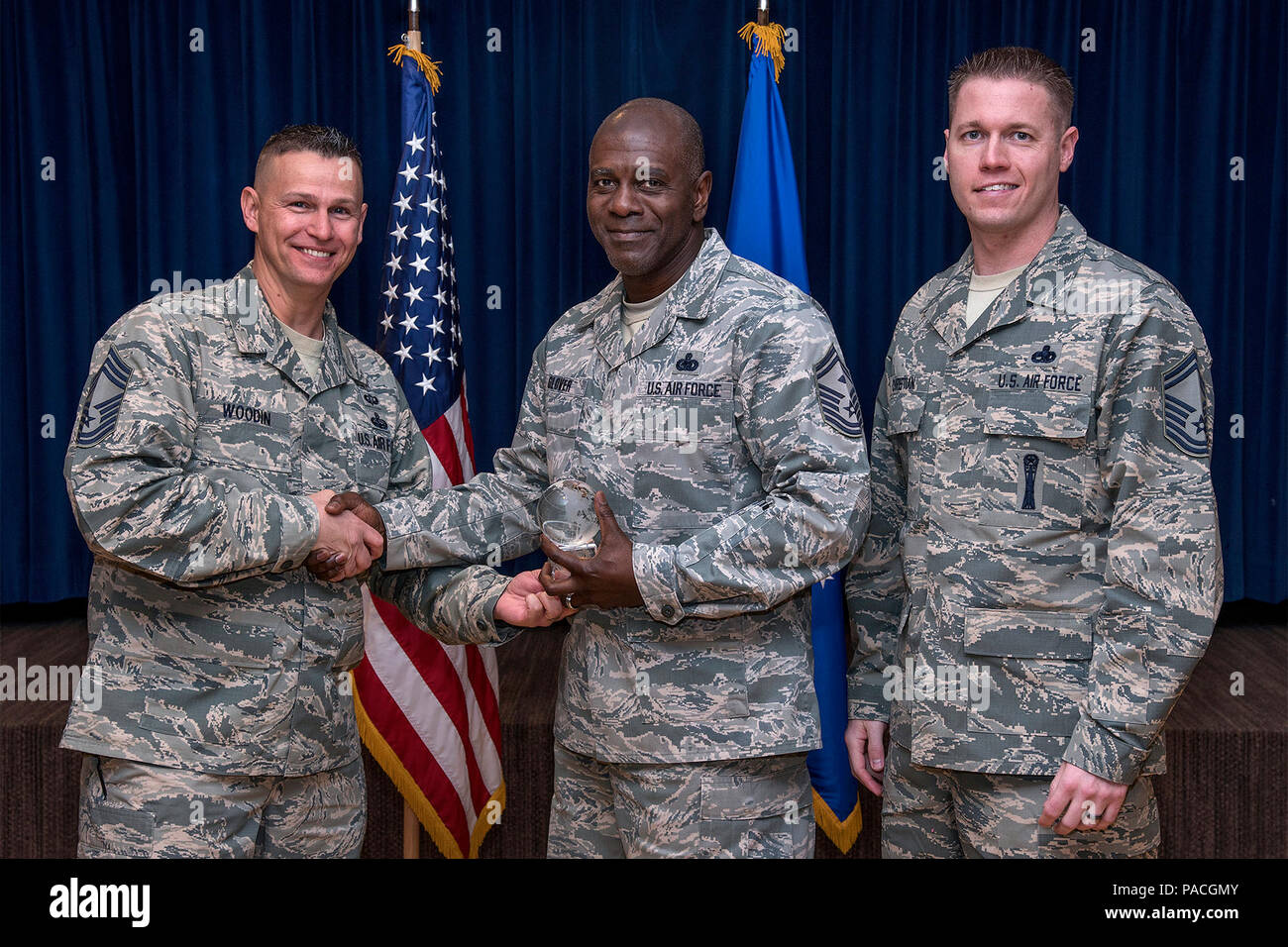 Senior master sergeant jeffrey glover hi-res stock photography and ...