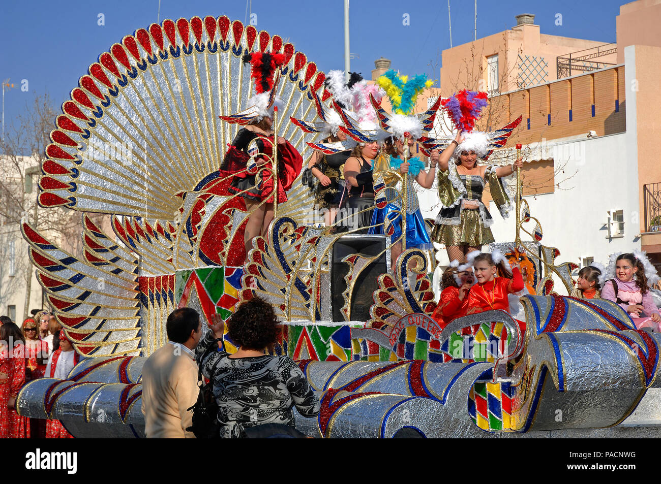 Spanish parade float hires stock photography and images Alamy