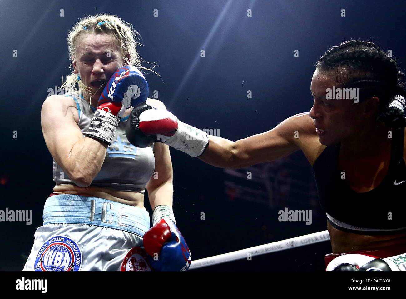 Russian boxer Troyanovsky defended his IBO and IBF world champion titles Russian boxer Troyanovsky defended his IBO and IBF world champion titles