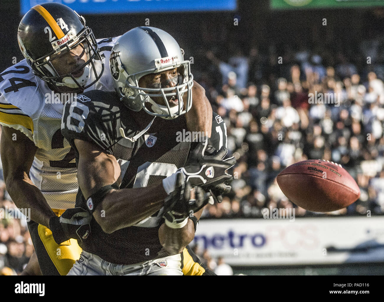Oakland raiders receiver randy moss hires stock photography and images Alamy