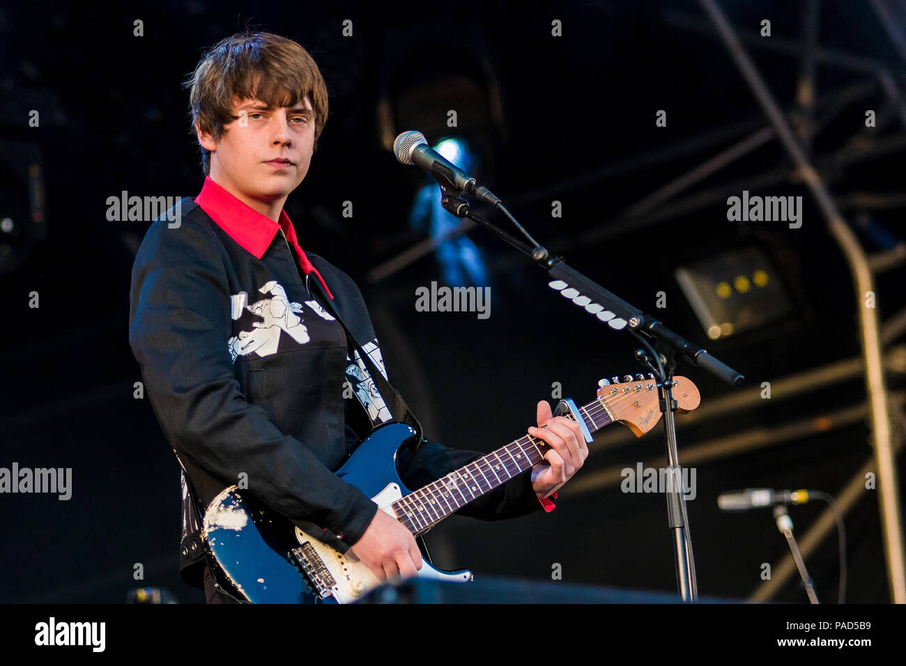 Oxfordshire, UK. Saturday 21st July 2018. Jake Bugg performing at Truck ...