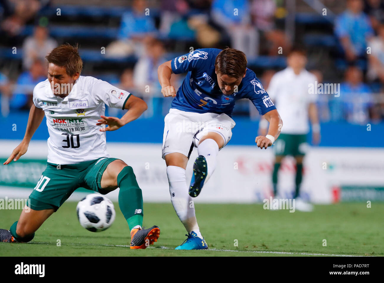 L to R) Kensei Nakashima (FC Gifu), Naoki Nomura (Yokohama
