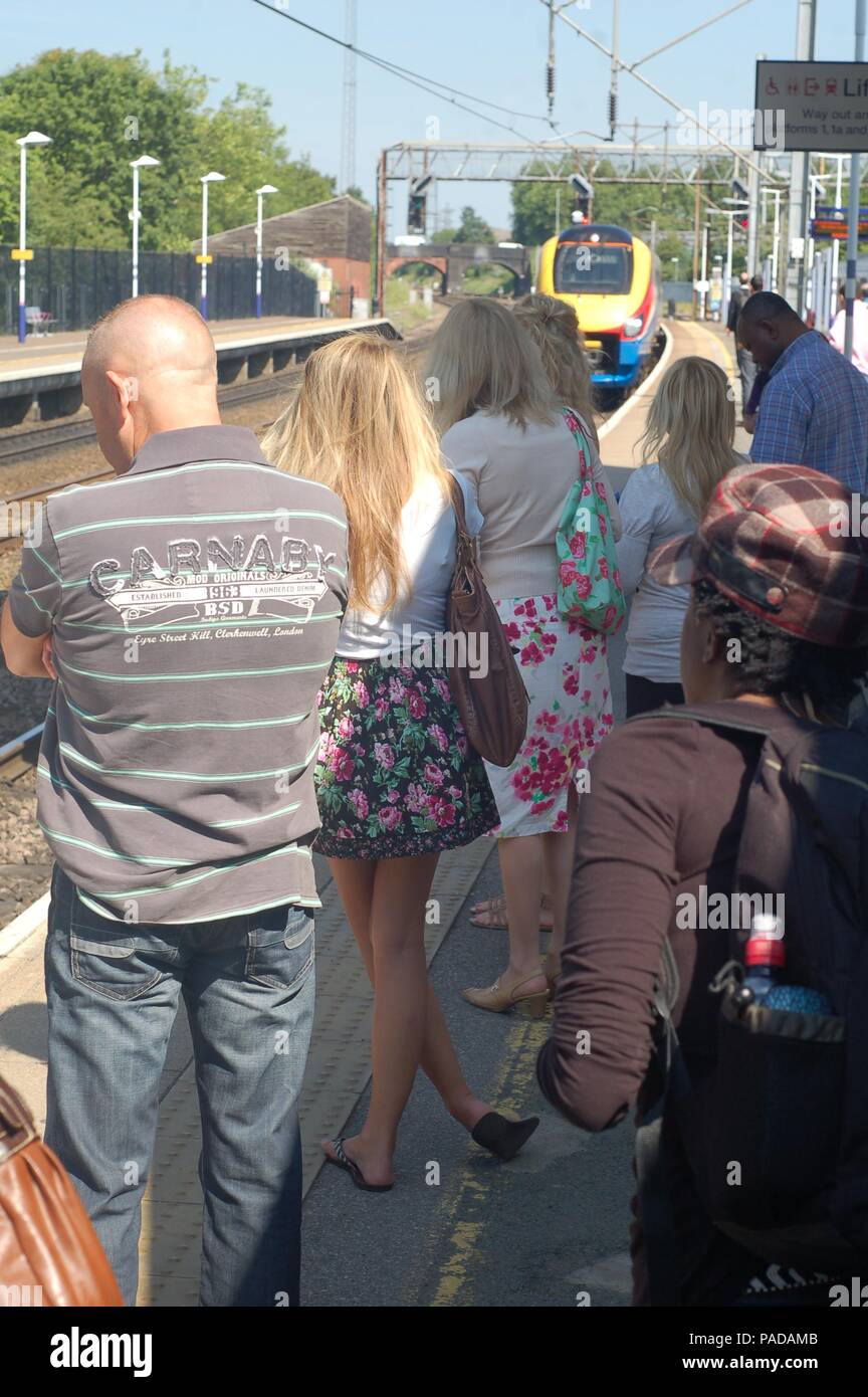 Bedford train station Stock Photo Alamy