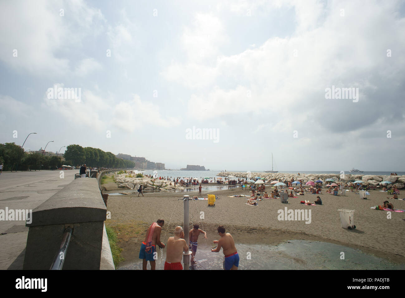 Lista E Mappa Delle Spiagge Libere A Napoli