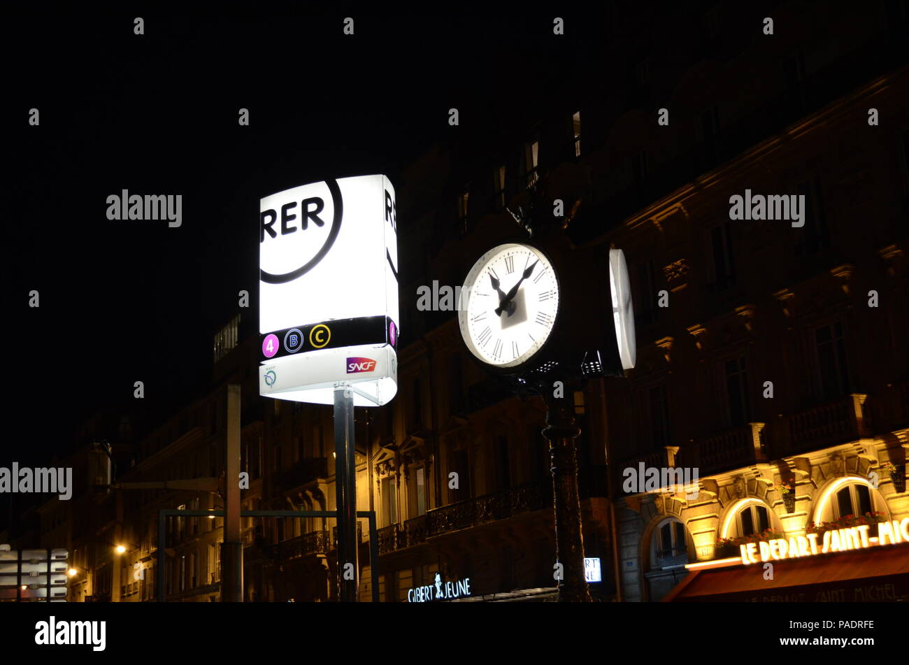 Clock at the SaintMichel/Notre Dame metro entrance in Paris, France Stock Photo Alamy Clock at the SaintMichel/Notre Dame metro entrance in Paris, France Stock Photo Alamy
