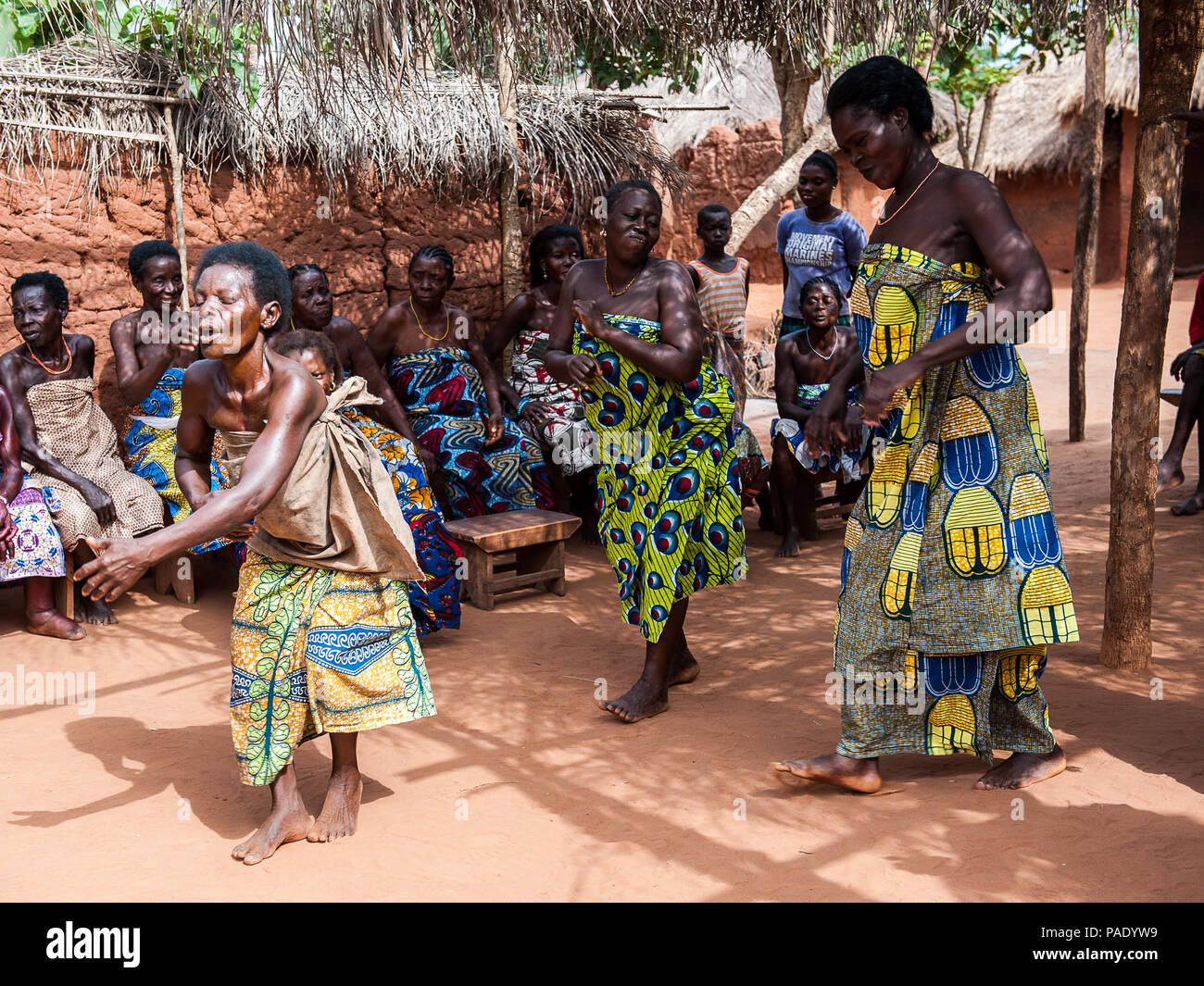 KARA, TOGO - MAR 11, 2012: Unidentified Togolese women in traditional ...