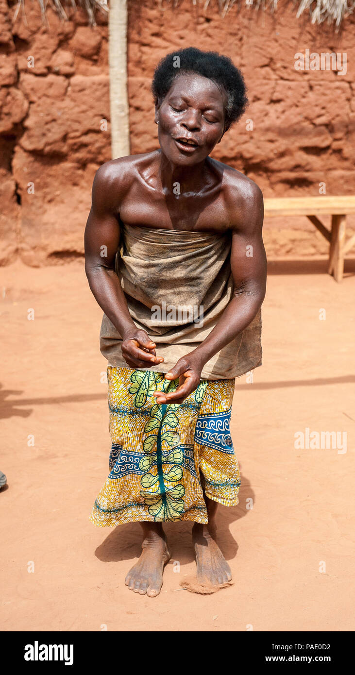 Zambia ceremony hi-res stock photography and images - Page 11 - Alamy