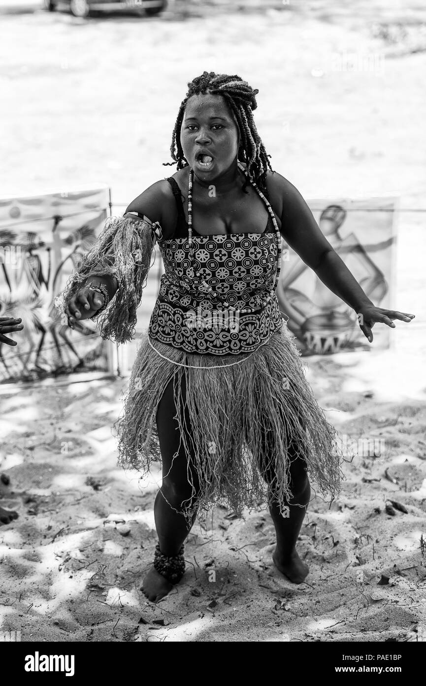 Black Girl In Luanda Black Girl In Luanda