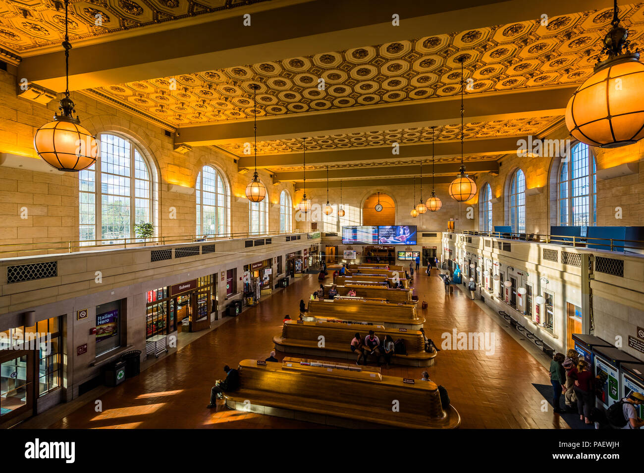 The interior of Union Station in New Haven, Connecticut Stock Photo Alamy