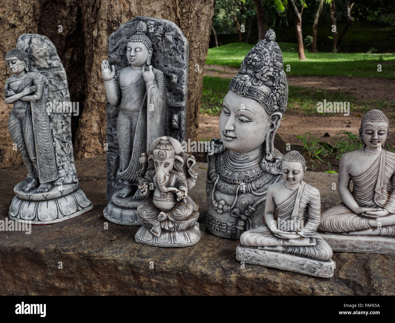 Buddha and Hindu Gods images souvenirs for sale in the Buddha and Hindu Gods images souvenirs for sale in the