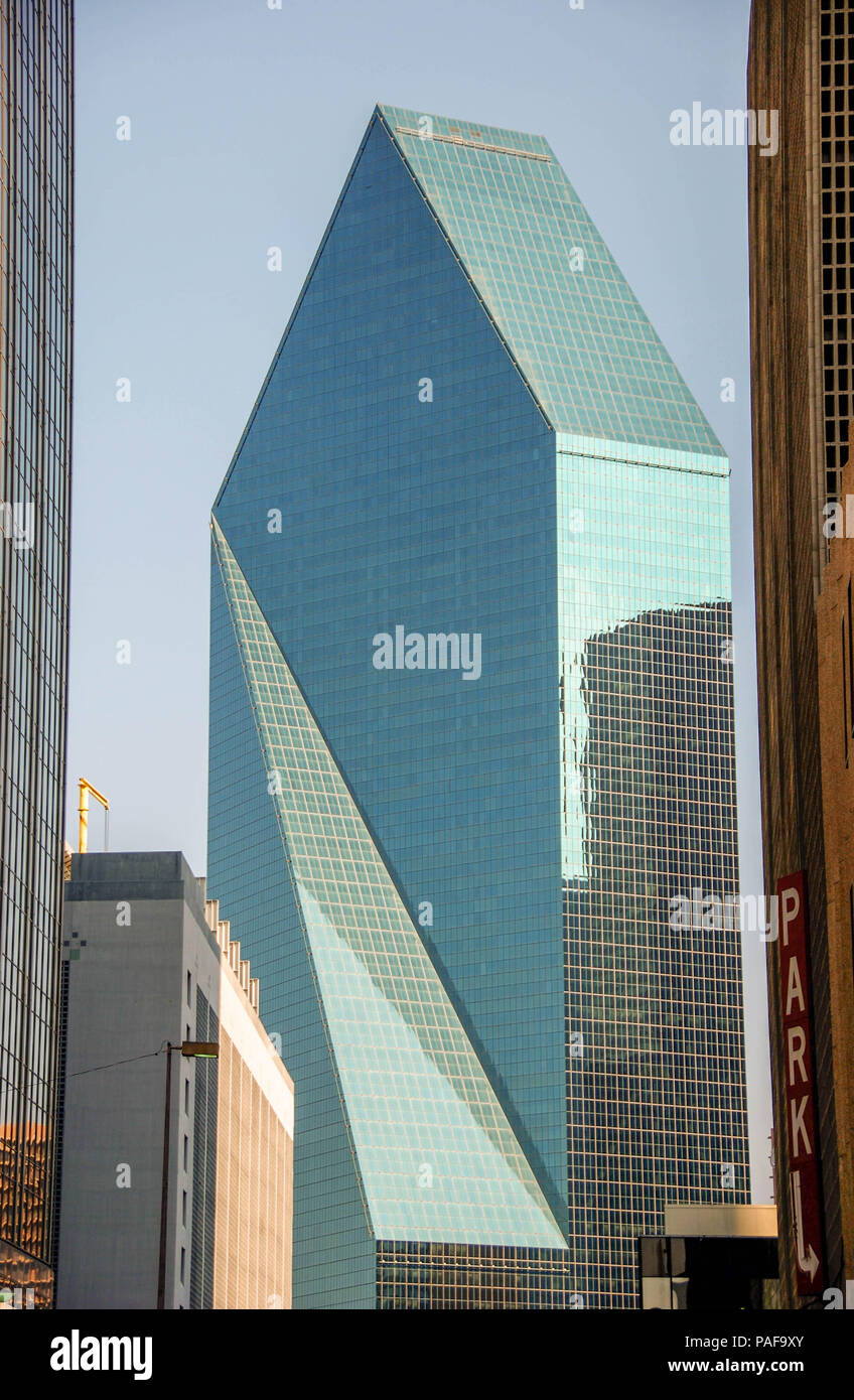 Modern office buildings on Ross Avenue and North Field Street in downtown Dallas, Texas Stock Photo