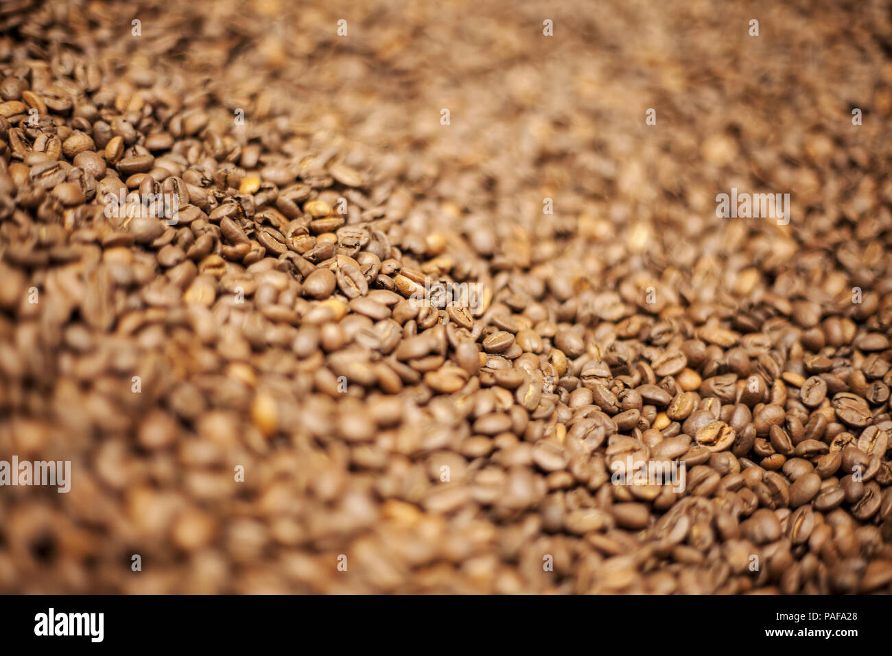 coffee beans background, close up Stock Photo - Alamy