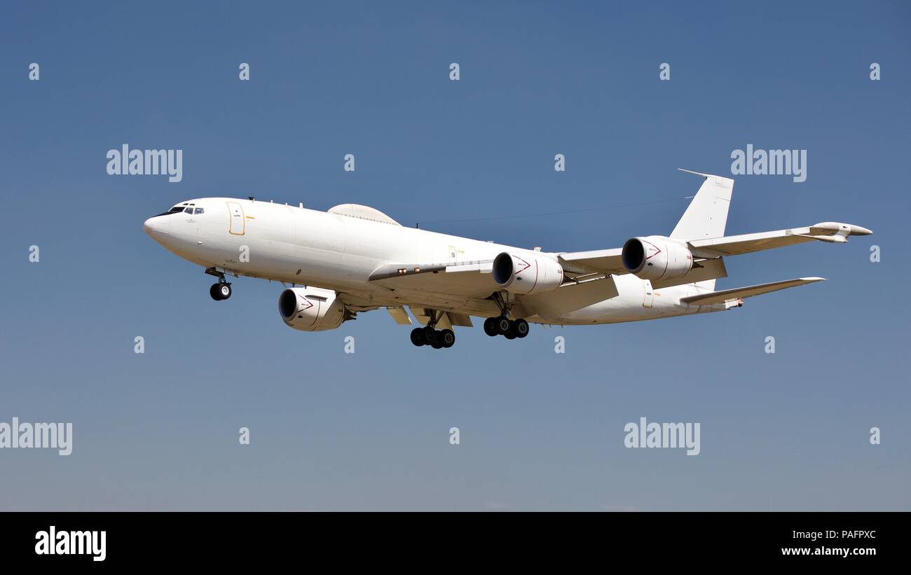 U.S Navy E6-B Mercury “doomsday plane” landing at RAF Fairford for the 2018 Royal International Air Tattoo Stock Photo