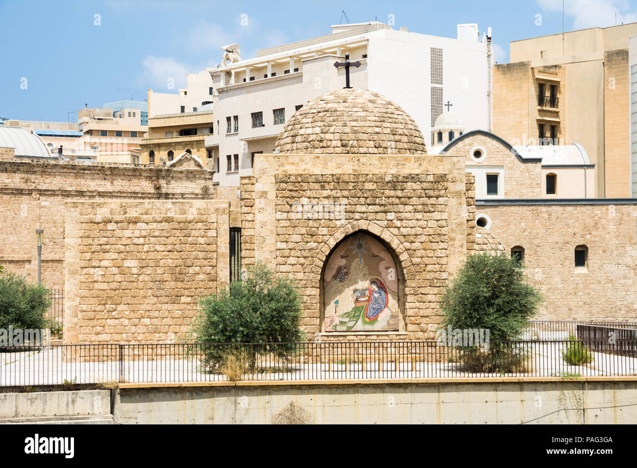 Beyrouth cathedral hires stock photography and images Alamy